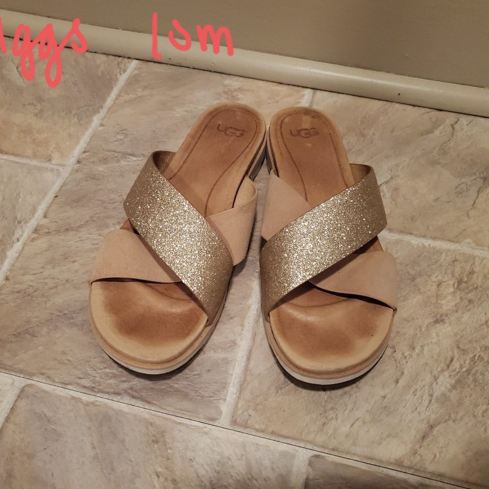 uggs sandals
